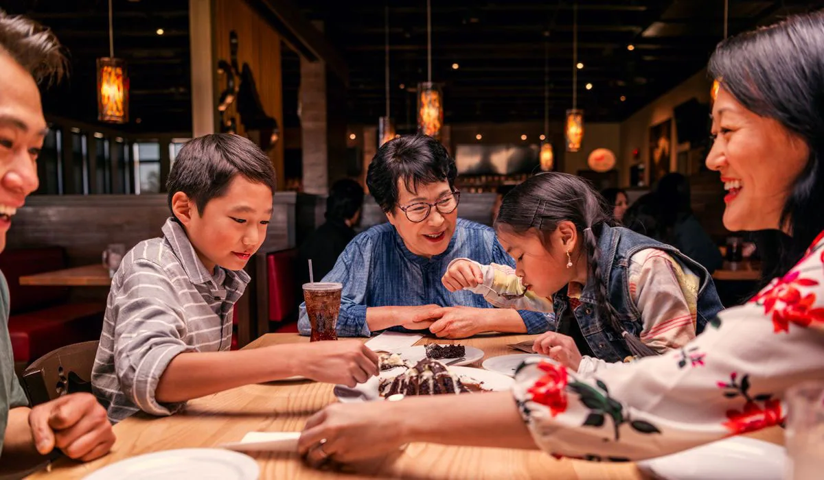 Chili's global on location photography