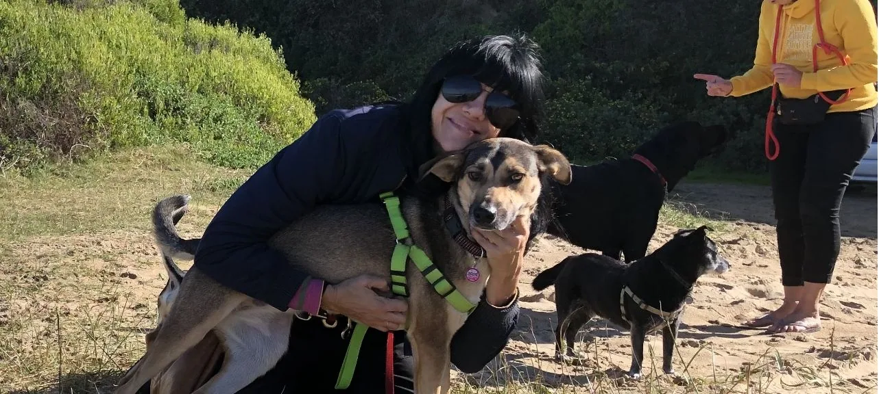 Riana writer dog beach